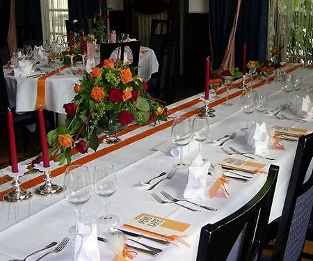 Hotel Goldener Hirsch 3*