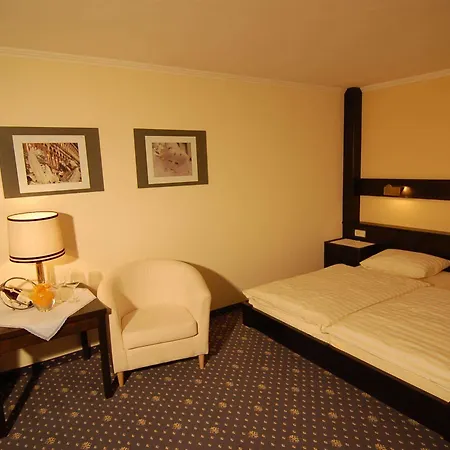 Goldener Hirsch Hotel