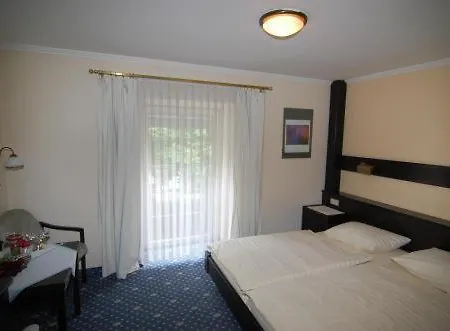 Hotel Goldener Hirsch