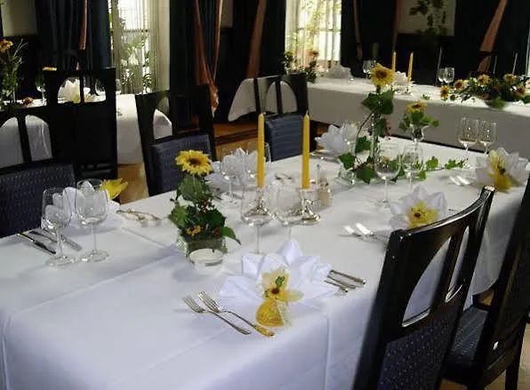 Goldener Hirsch Hotel 3*